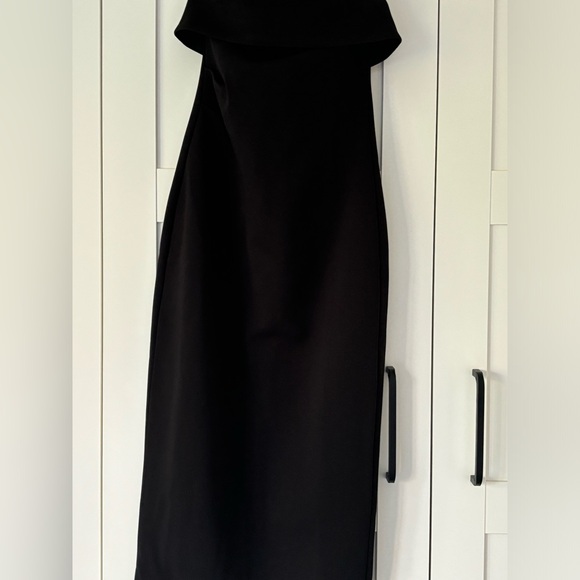 Babaton Eyecatcher Dress - Picture 3 of 6